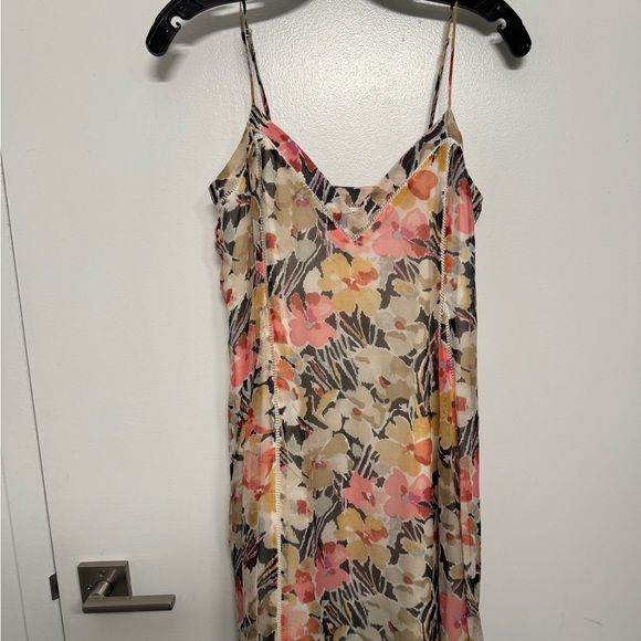 Elizabeth and James Dresses & Skirts - Elizabeth and James Multicolor Floral Slip Dress